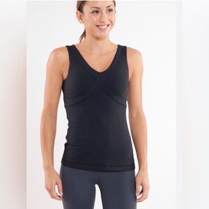 Lululemon wrap‎ tank black size 2